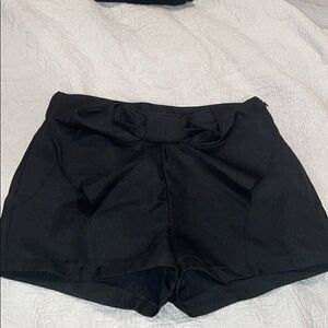 Black Bow Shorts with Pockets size 32 Europe